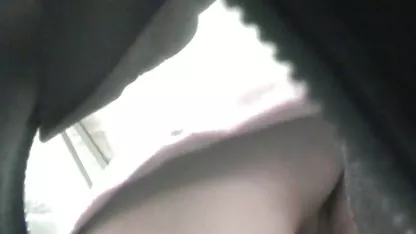 Sultry blonde has fun on the bed