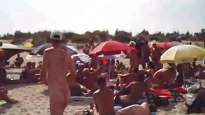Tanned man tarkhunl girl in the ass after waking up