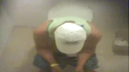 Slicing group amateur porn video