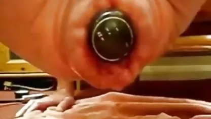 Teen babe enjoys nice handjob