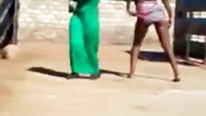 He taught a girl anal sex pulling on his lump
