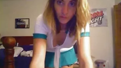 Taking off her dress gymnast Seda on the splits
